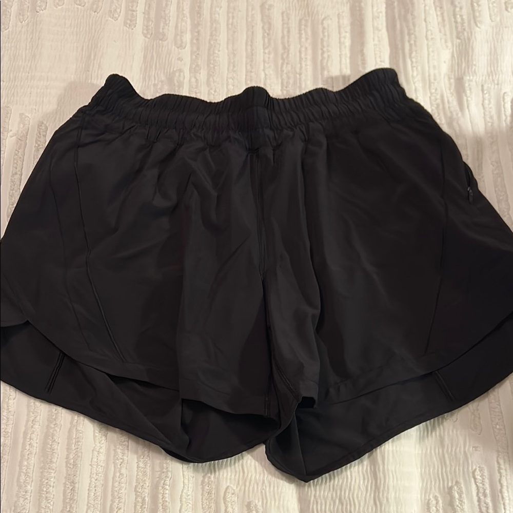 Lululemon Black Athletic Shorts with Elastic Waistband size 8